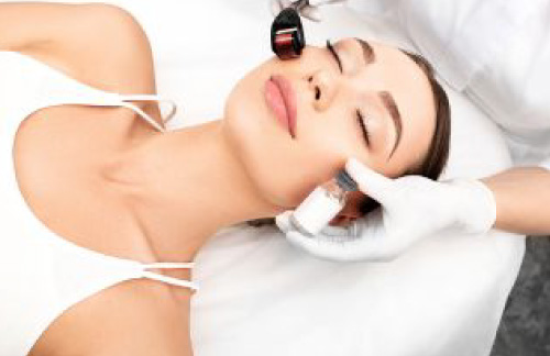 ダーマローラー施術 画像